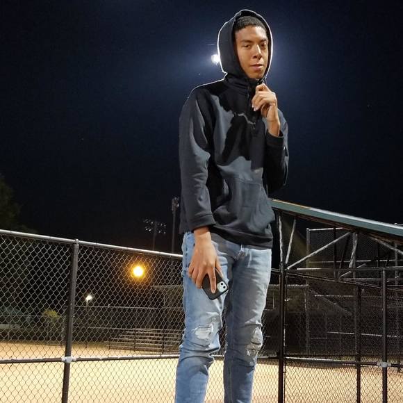 Meet your Posher, Isaac - Picture 1 of 1